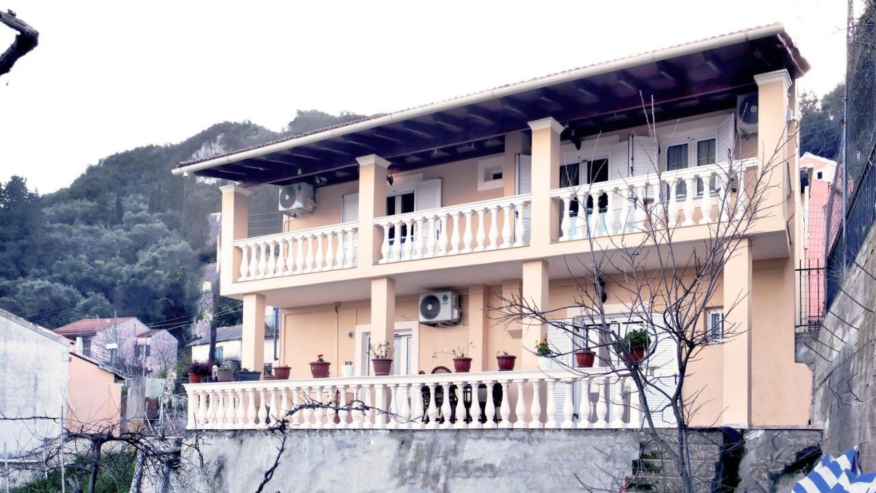 Villa Eftichia Ano Pavliana Екстер'єр фото
