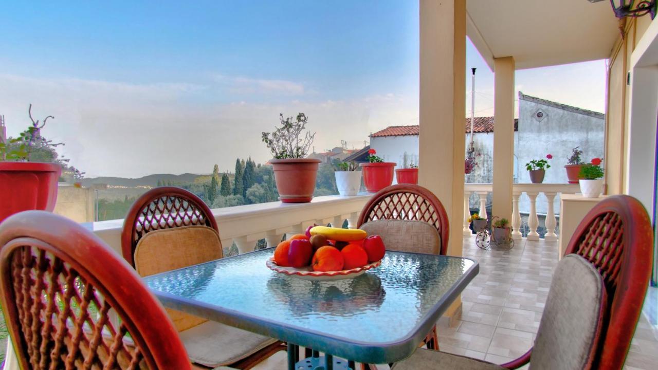 Villa Eftichia Ano Pavliana Екстер'єр фото