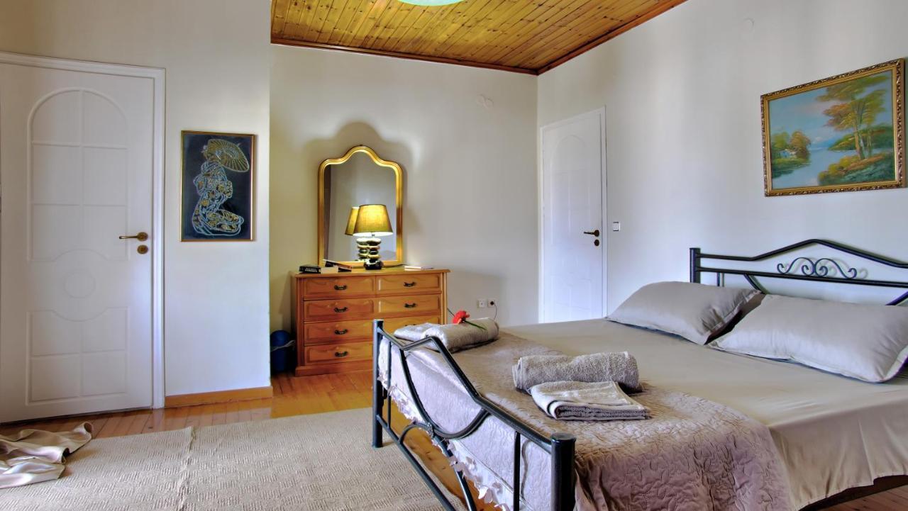 Villa Eftichia Ano Pavliana Екстер'єр фото