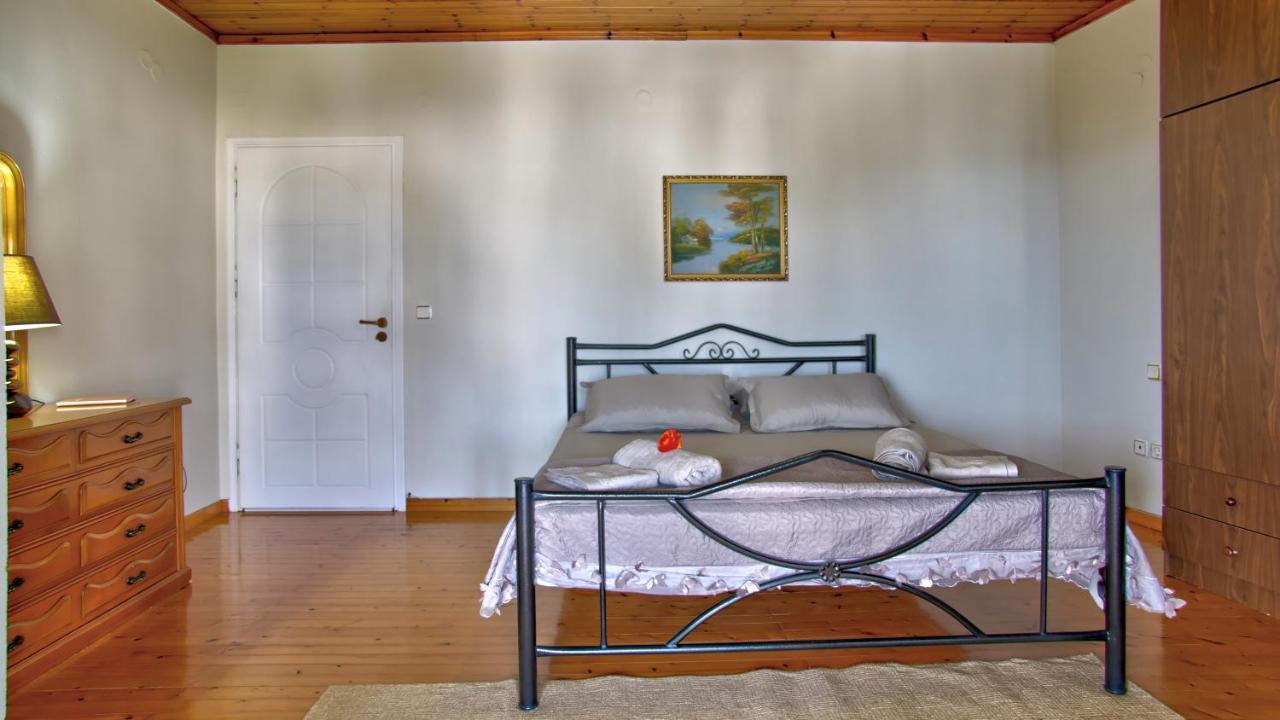 Villa Eftichia Ano Pavliana Екстер'єр фото